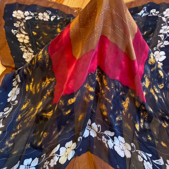 Ellen Tracy Silk Scarf - EUC - Picture 6 of 13